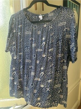 Navy Blue Short Sleeve Printed Top